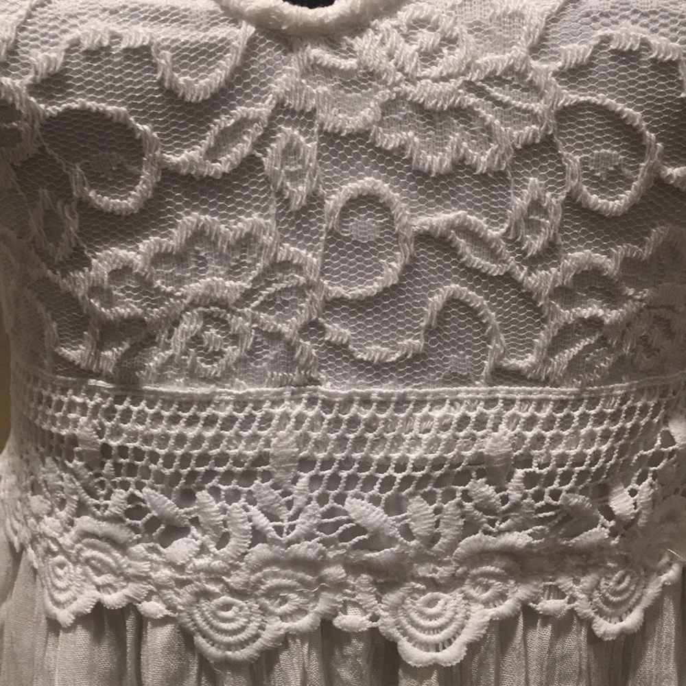Spring/Summer dress - Picture 3 of 6